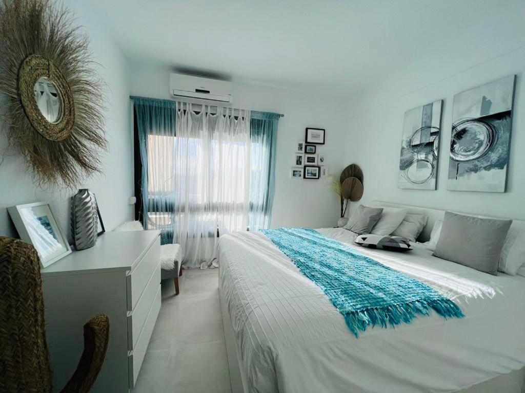 Fantastic Sea View Near Puerto Banus *